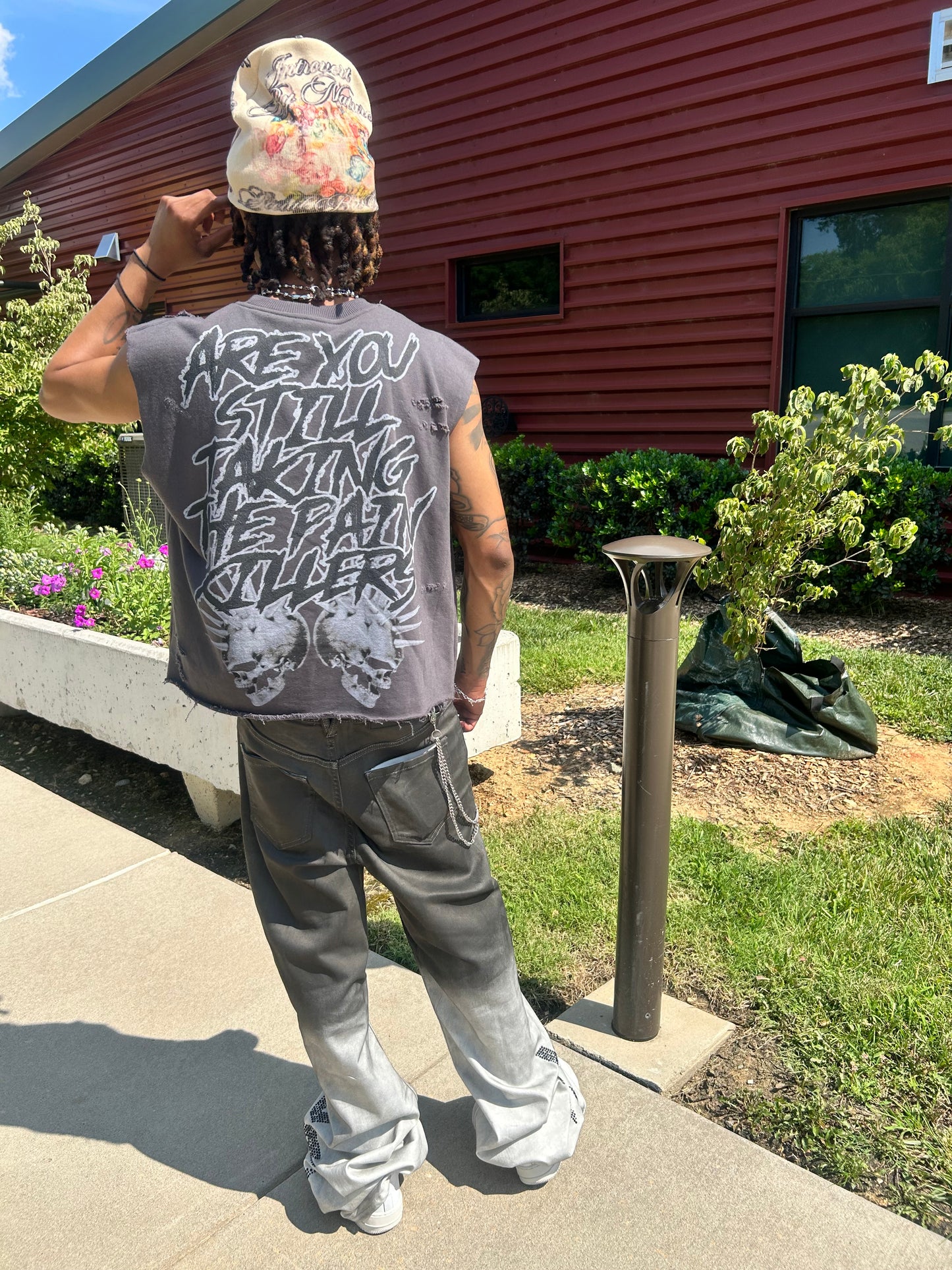 PAIN KILLERS SLEEVELESS TEE