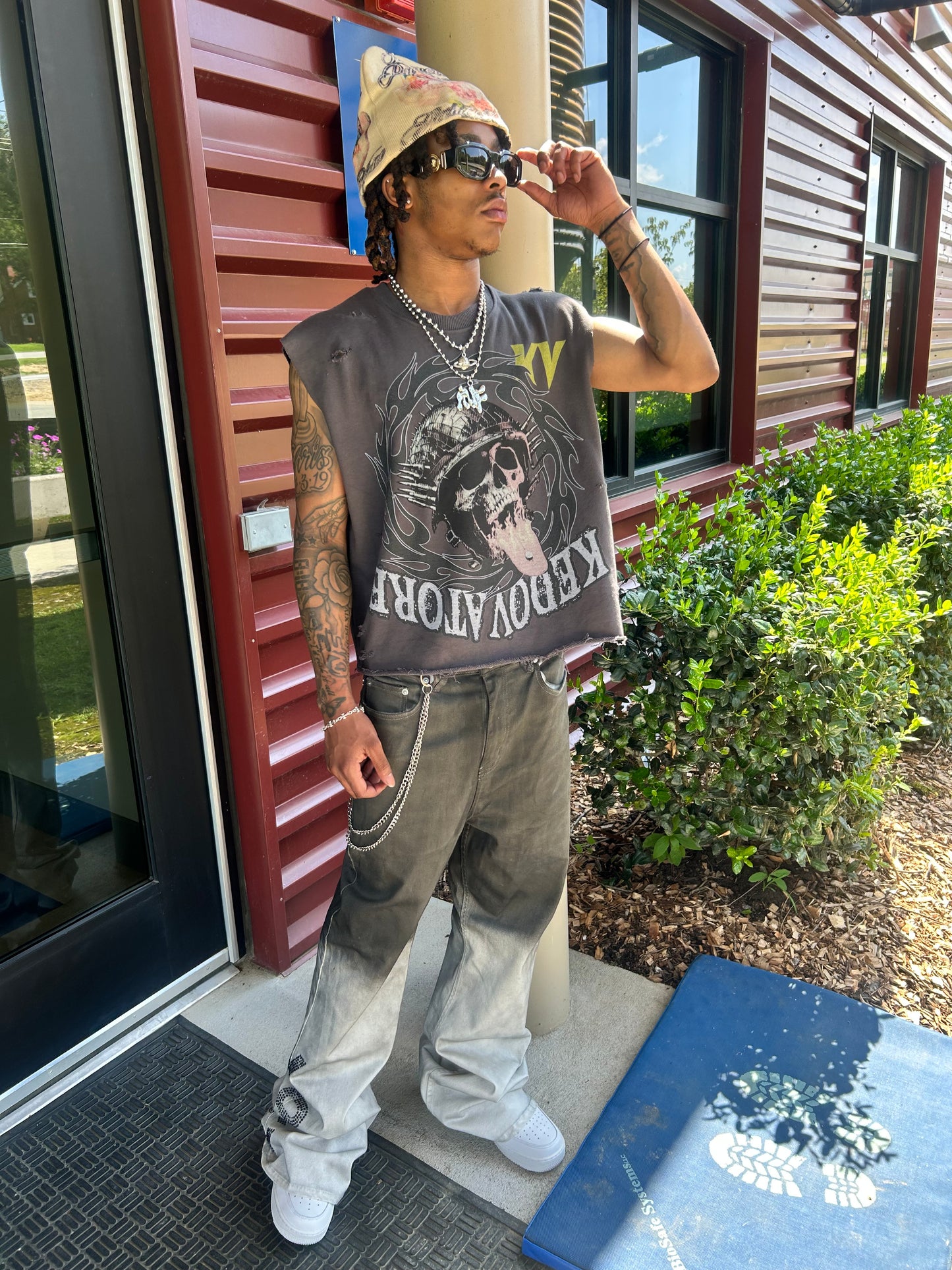 PAIN KILLERS SLEEVELESS TEE
